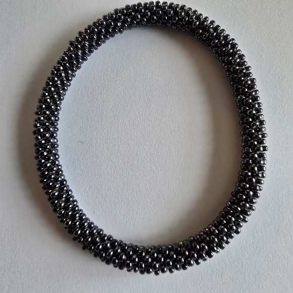 Bead bracelet roll on black glass beaded - Picture 2 of 6